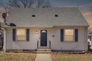 5712 39th Avenue S, Minneapolis, MN 55417