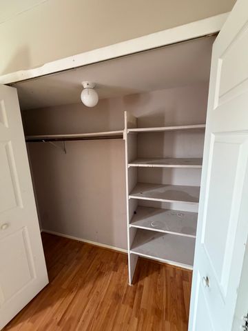 523 MEADOW GREEN Lane, Round Lake Beach, IL 60073