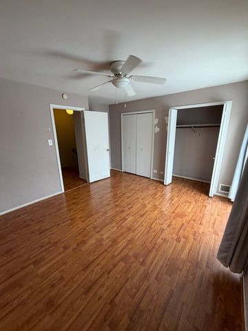 523 MEADOW GREEN Lane, Round Lake Beach, IL 60073