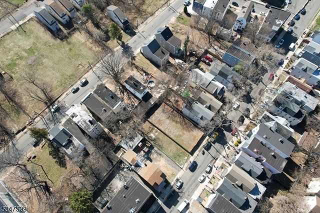 252 Ellis Ave, Irvington Twp., NJ 07111