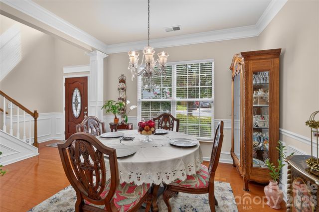 8939 Firestreak Drive, Charlotte, NC 28216