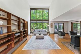 26 Ashfield Ln, South Hadley, MA 01075