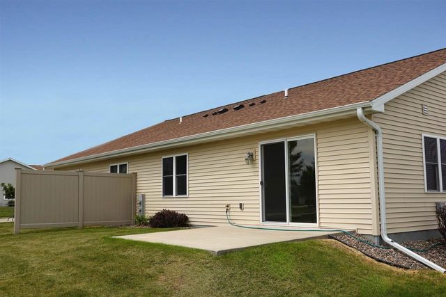 429 GREENBRIAR AVENUE, Fond Du Lac, WI 54935