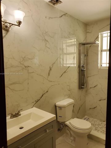 13952 SW 153rd Ter, Miami, FL 33177