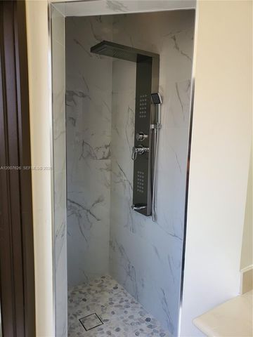 13952 SW 153rd Ter, Miami, FL 33177