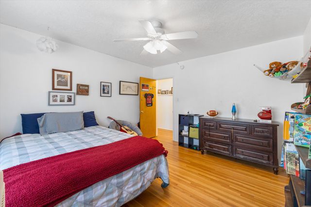 810 Solar Road NW, Albuquerque, NM 87107