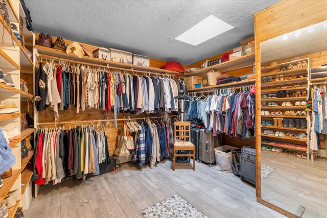 810 Solar Road NW, Albuquerque, NM 87107