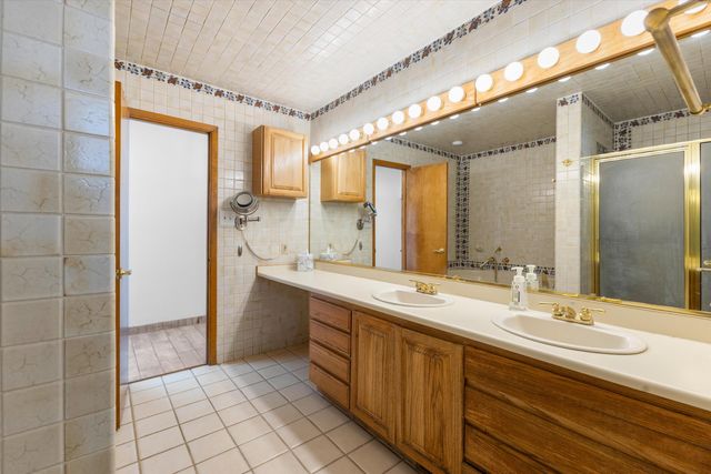 810 Solar Road NW, Albuquerque, NM 87107