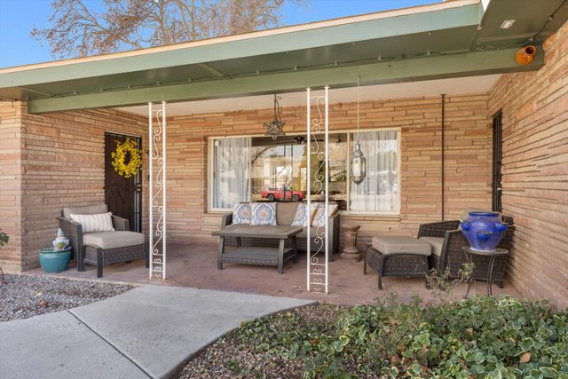 810 Solar Road NW, Albuquerque, NM 87107