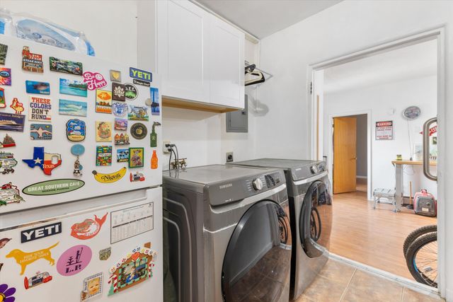 810 Solar Road NW, Albuquerque, NM 87107