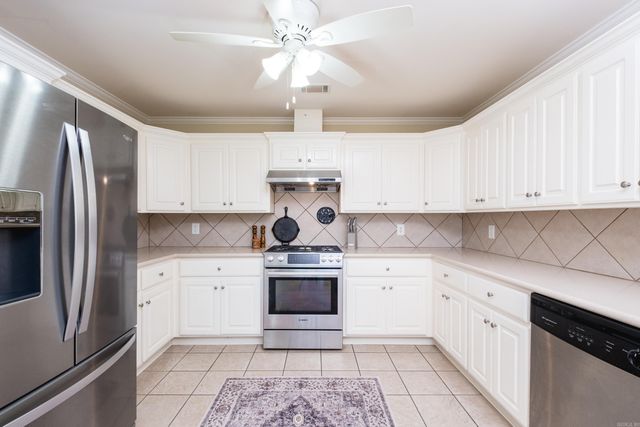 103 Bayonne Cove, Maumelle, AR 72113