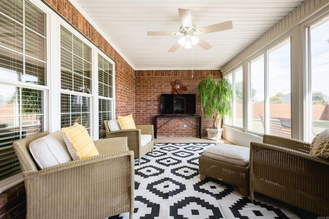103 Bayonne Cove, Maumelle, AR 72113