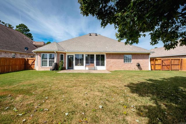 103 Bayonne Cove, Maumelle, AR 72113