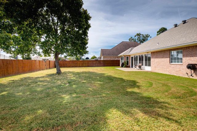 103 Bayonne Cove, Maumelle, AR 72113