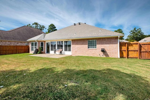103 Bayonne Cove, Maumelle, AR 72113