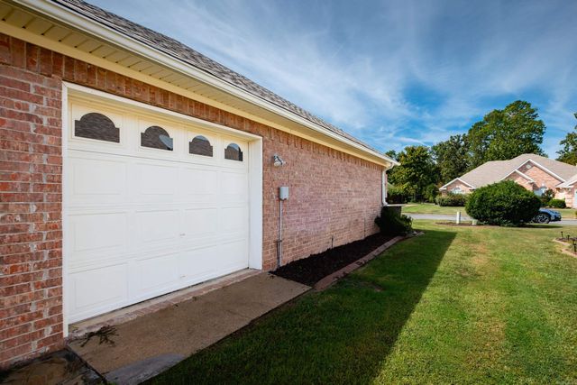 103 Bayonne Cove, Maumelle, AR 72113