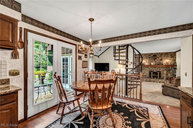 7411 Old Quarry Lane, Brecksville, OH 44141