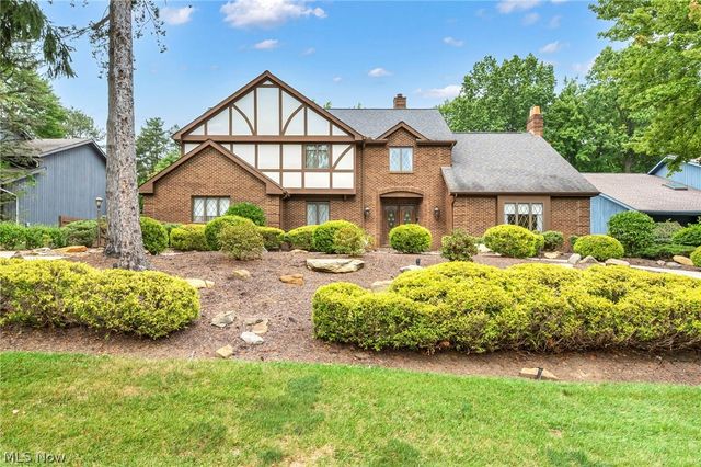 7411 Old Quarry Lane, Brecksville, OH 44141
