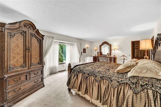 7411 Old Quarry Lane, Brecksville, OH 44141
