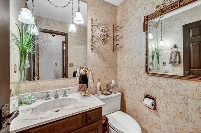7411 Old Quarry Lane, Brecksville, OH 44141