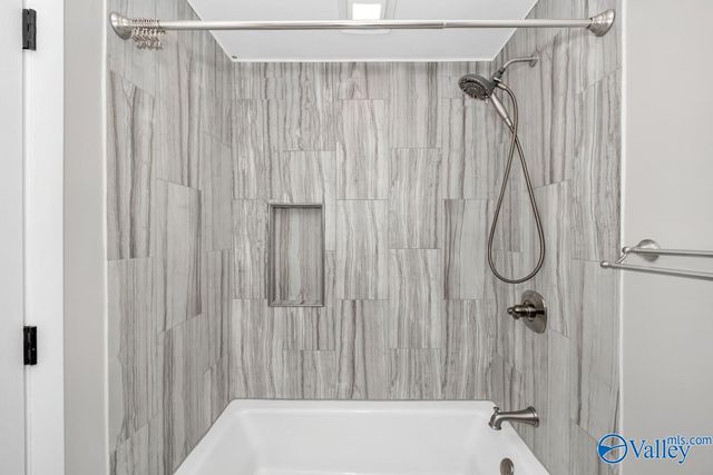 6403 Trailwood Drive, Huntsville, AL 35811