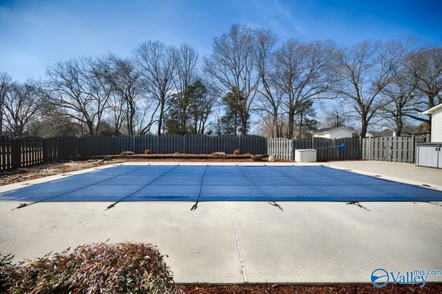 6403 Trailwood Drive, Huntsville, AL 35811