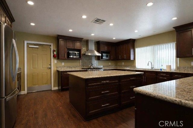 3825 Crestmore 378, Jurupa Valley, CA 92509