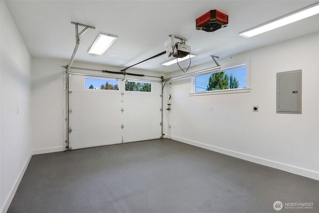 707 N 65th Street, Seattle, WA 98103
