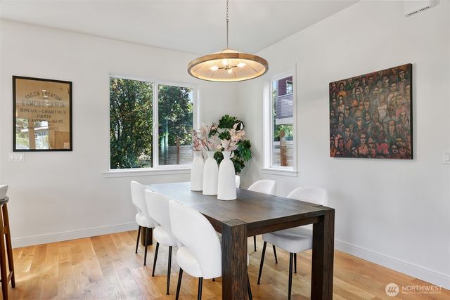 707 N 65th Street, Seattle, WA 98103