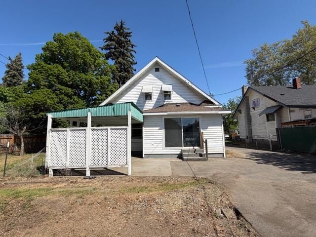 2303 W Jackson Ave, Spokane, WA 99205