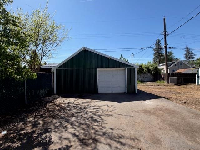 2303 W Jackson Ave, Spokane, WA 99205