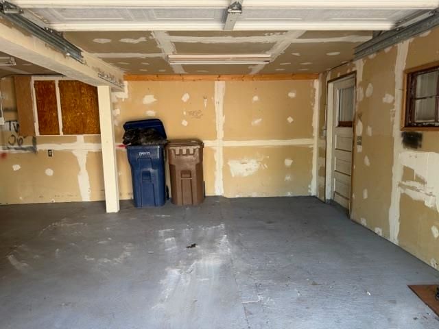 2303 W Jackson Ave, Spokane, WA 99205