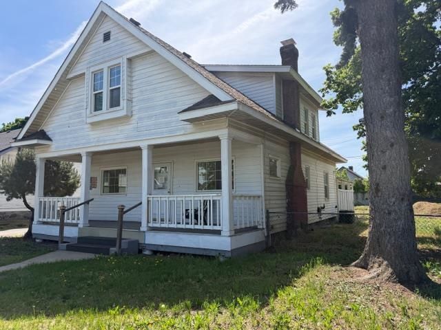 2303 W Jackson Ave, Spokane, WA 99205