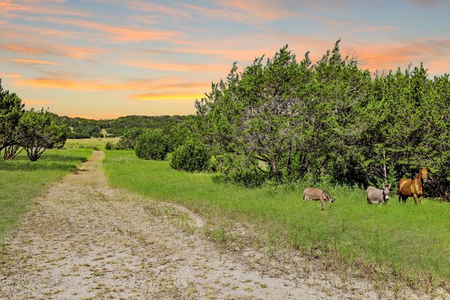3656 Fm 2657, Kempner, TX 76539