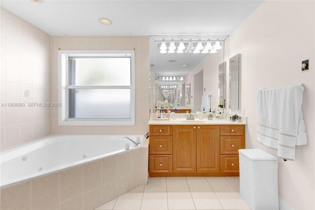 5253 NW 94th Doral Place 5253, Doral, FL 33178