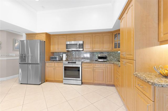 5253 NW 94th Doral Place 5253, Doral, FL 33178