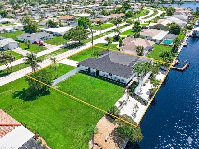 920 E Archer PKWY, Cape Coral, FL 33904