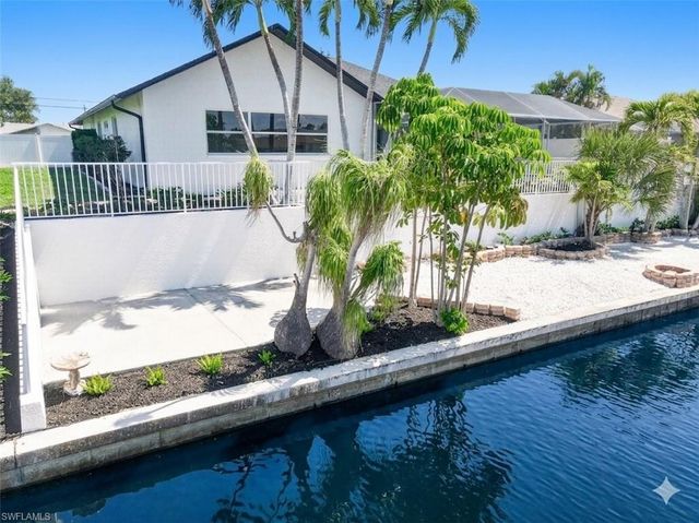 920 E Archer PKWY, Cape Coral, FL 33904