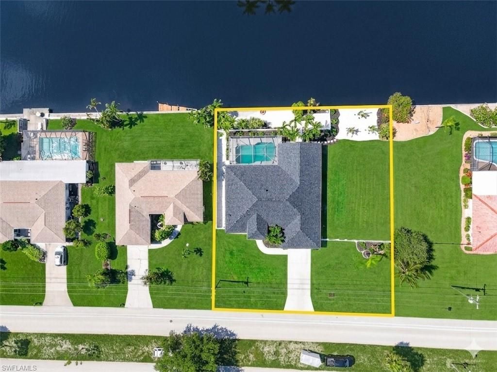 920 E Archer PKWY, Cape Coral, FL 33904
