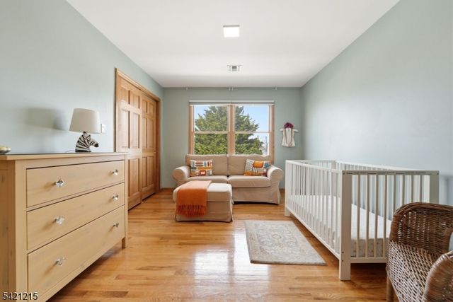 16 Arlington Blvd, North Arlington Boro, NJ 07031