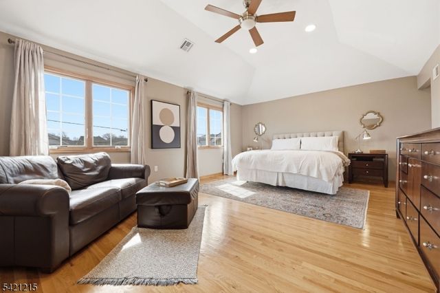 16 Arlington Blvd, North Arlington Boro, NJ 07031