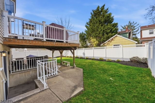 16 Arlington Blvd, North Arlington Boro, NJ 07031