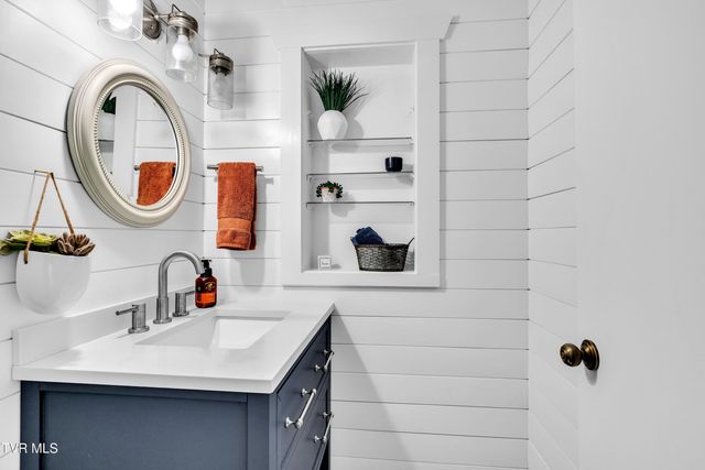 176 Timber Lake Drive, Rogersville, TN 37857