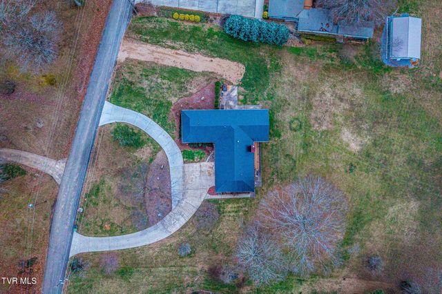 176 Timber Lake Drive, Rogersville, TN 37857