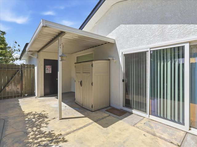 649 W Ashcroft Avenue, Clovis, CA 93612