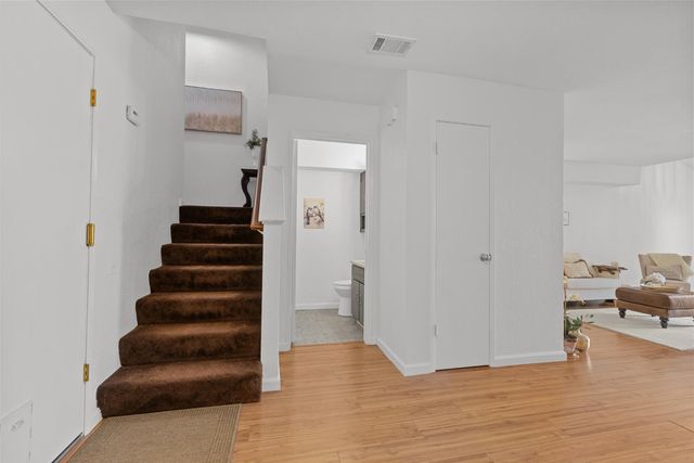 3553 Caballero Ln, Antelope, CA 95843