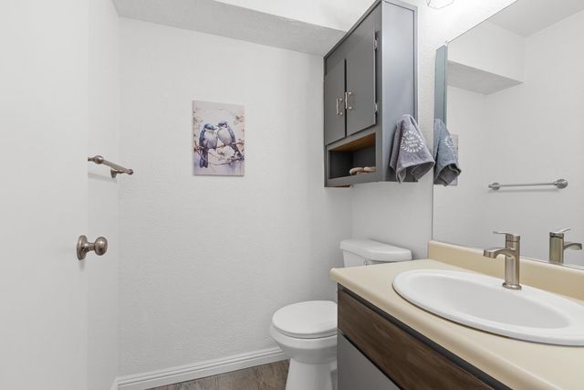 3553 Caballero Ln, Antelope, CA 95843