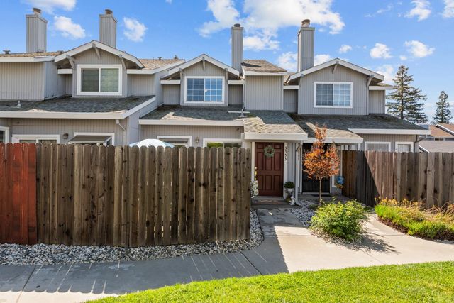 3553 Caballero Ln, Antelope, CA 95843