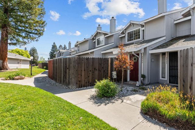 3553 Caballero Ln, Antelope, CA 95843