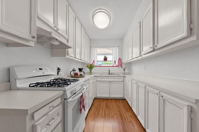 3553 Caballero Ln, Antelope, CA 95843